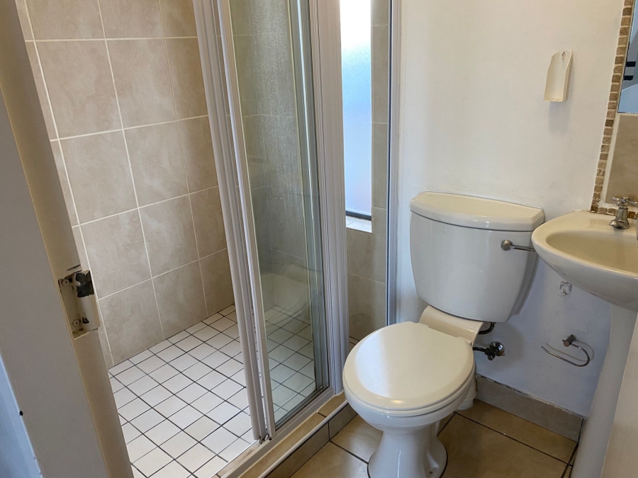 To Let 3 Bedroom Property for Rent in Muizenberg Western Cape